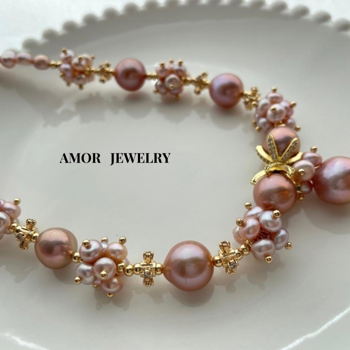 《CCFURINA》AMOR Jewelry natural light purple flower pearl necklace, pendant pearl size is about 13mm+, the total length of the necklace is about 42-45cm.