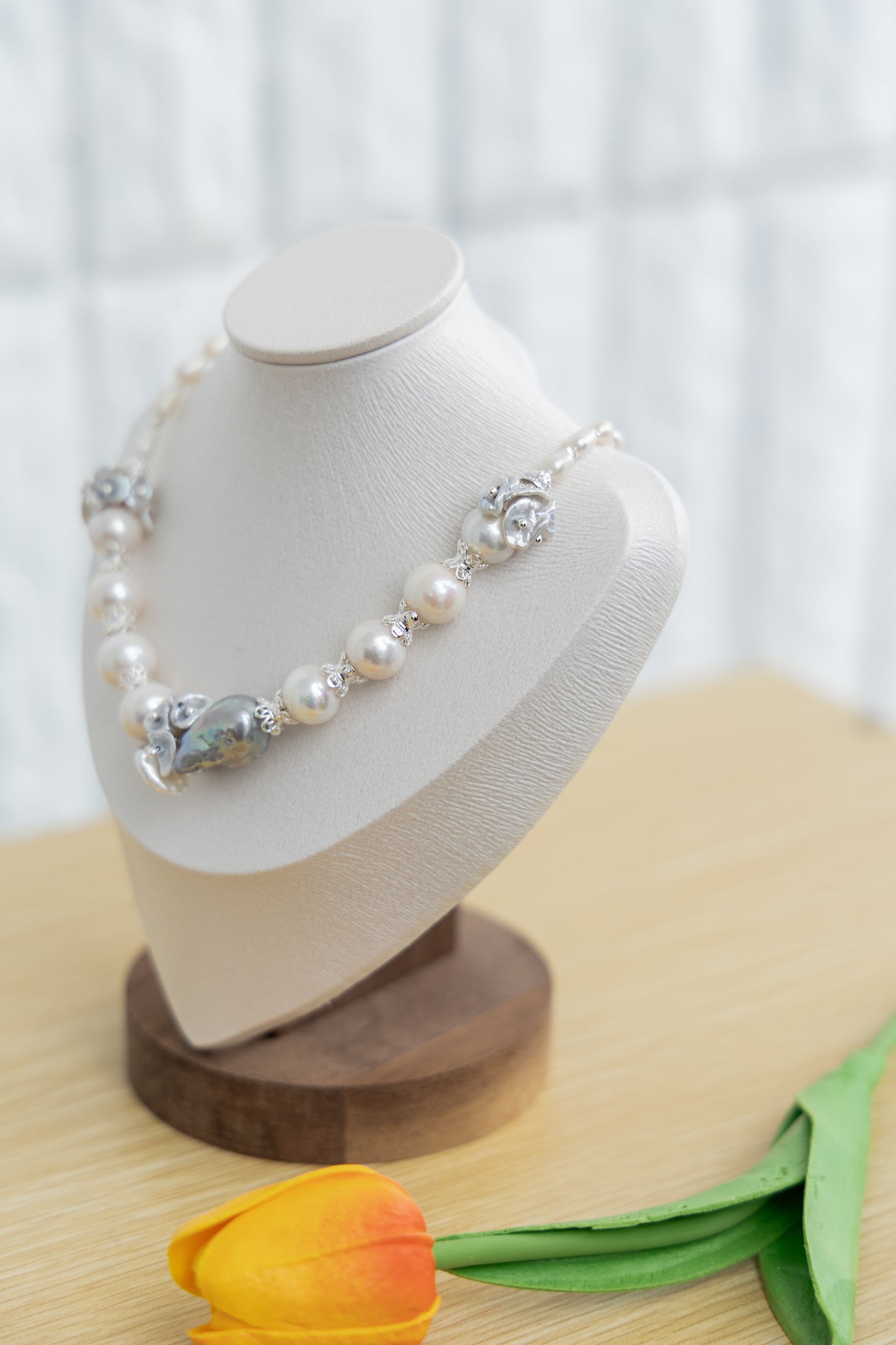 《CCFURINA》Flower Series Pearl Necklace blue gray light, Baroque petal pearl