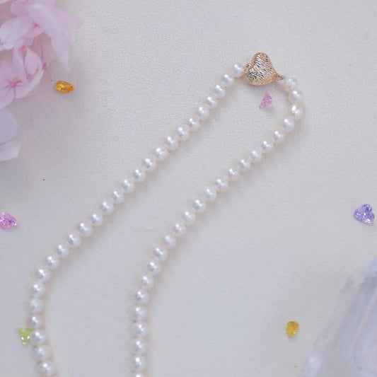 《CCFURINA》Exquisite Pearl Necklace with Charming Bowknot(AA)