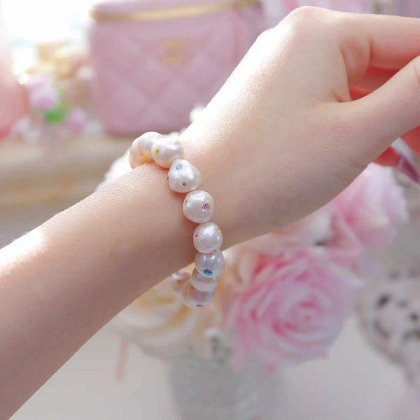 《CCFURINA》Opulent Pearl Bracelet with Multicolored Gem Inlays(AA)