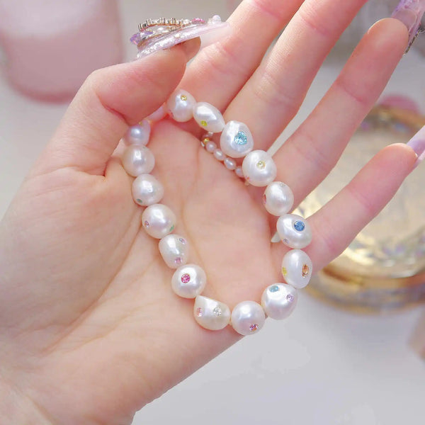 《CCFURINA》Opulent Pearl Bracelet with Multicolored Gem Inlays(AA)