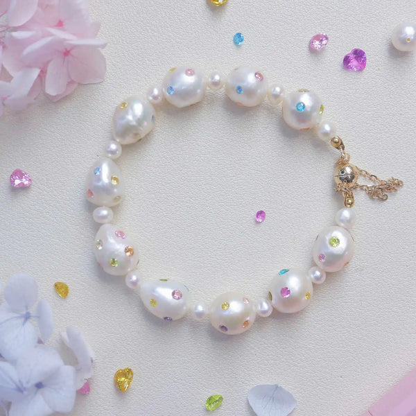 《CCFURINA》Fashionable Pearl Bracelet with Magnetic Clasp for Easy Wear(AA)