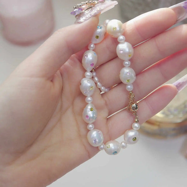 《CCFURINA》Fashionable Pearl Bracelet with Magnetic Clasp for Easy Wear(AA)