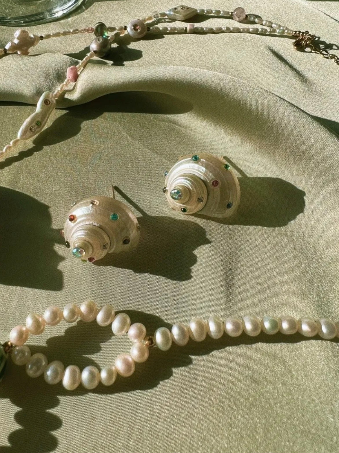 Original Colorful Diamonds Conch Earrings